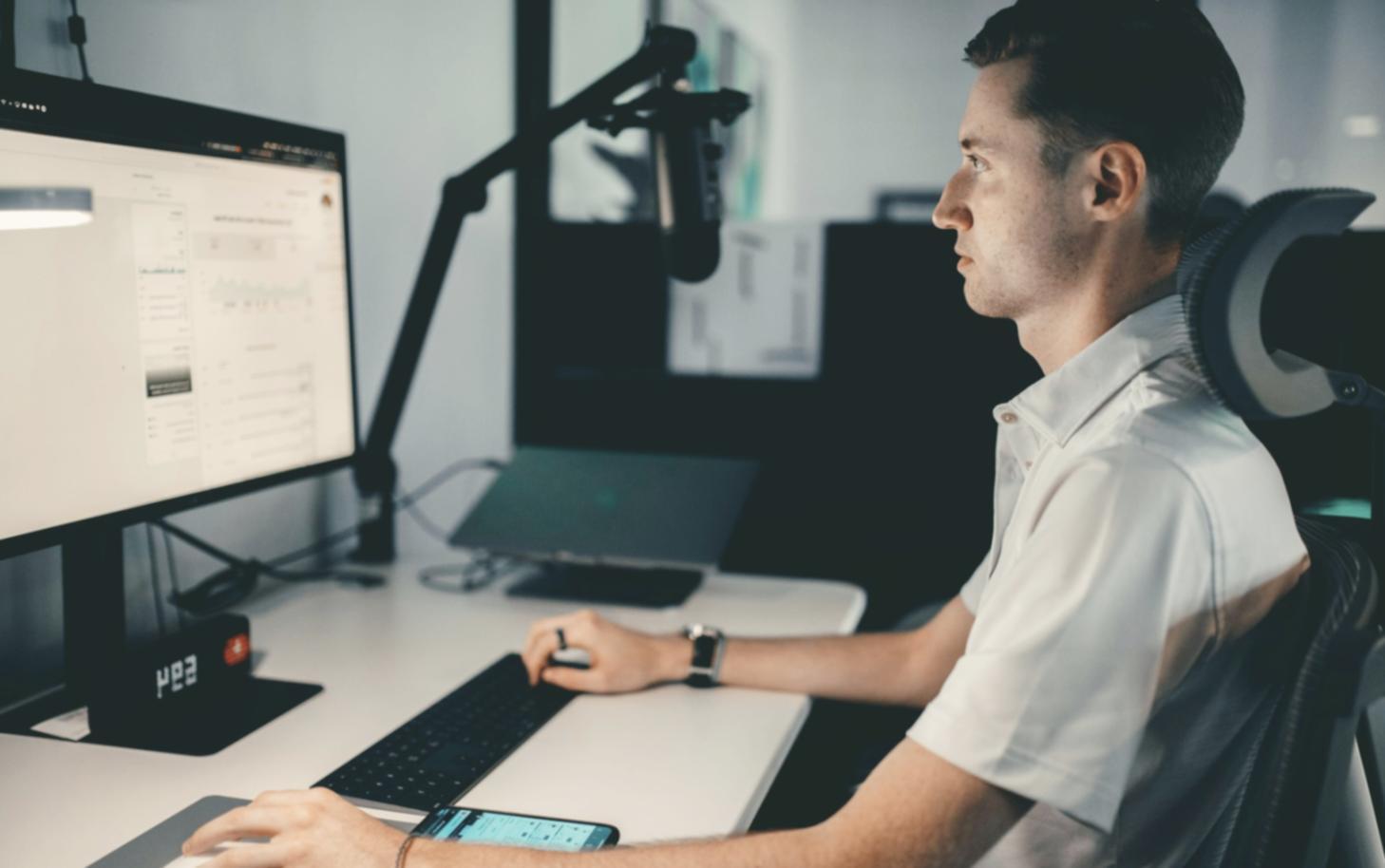 Proceso de consultoría financiera personalizada en minroomeeon